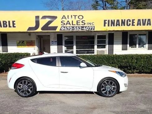 Used 2014 Hyundai Veloster RE:FLEX Edition image 4