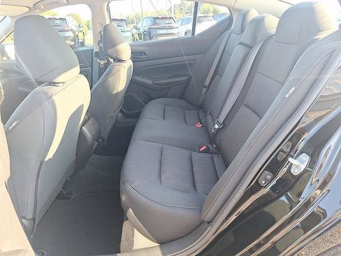 Certified 2025 Nissan Altima 2.5 SV FWD image 12
