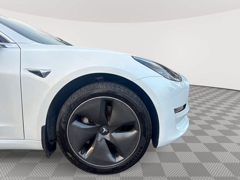 Used 2020 Tesla Model 3 Standard Range RWD image 30