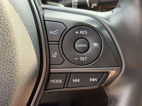 Used 2022 Toyota Camry SE w/ Convenience Package FWD image 23