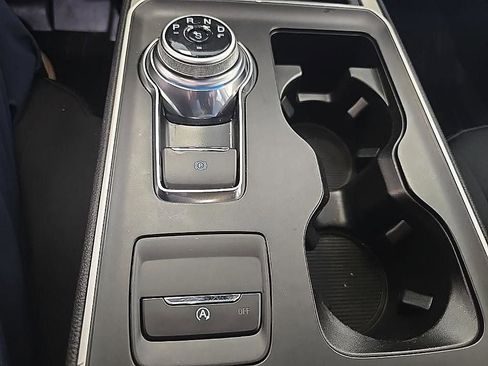 Used 2023 Ford Edge SE w/ Black Appearance Package image 25