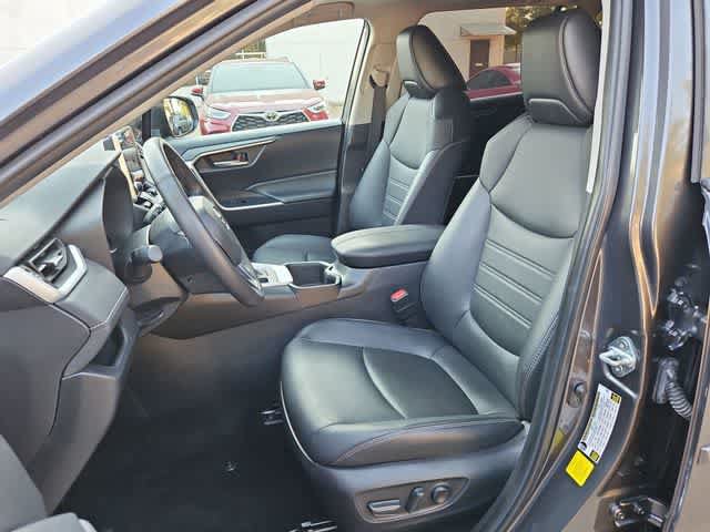 Used 2023 Toyota RAV4 XLE Premium FWD image 14