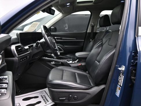 Used 2024 Kia Telluride S w/ S Sunroof Package AWD/4WD image 9