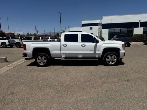 Used 2015 GMC Sierra 2500 Denali w/ Duramax Plus Package AWD/4WD image 5