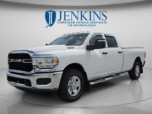 Used 2024 RAM 2500 Tradesman w/ Towing Technology Group RWD image 10
