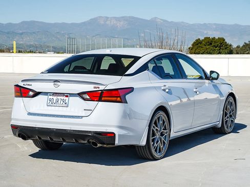 Used 2023 Nissan Altima 2.0 SR image 5