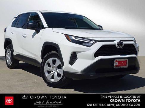 Certified 2025 Toyota RAV4 LE image 1