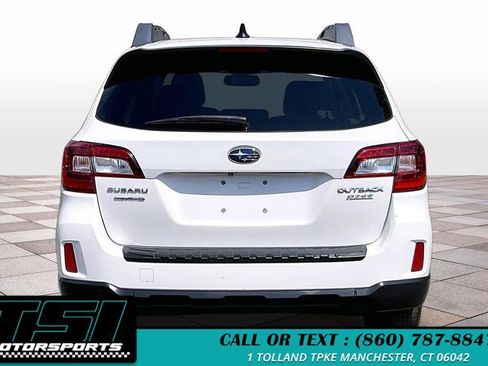 Used 2016 Subaru Outback 2.5i Limited AWD/4WD image 4
