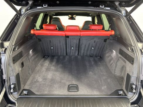 Used 2026 BMW X5 M Competition w/ Executive Package image 32
