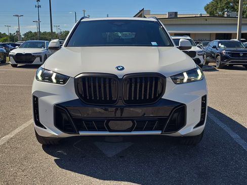 New 2026 BMW X5 xDrive50e w/ Executive Package image 3