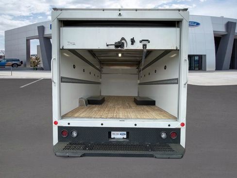 New 2024 Ford E-450 and Econoline 450 Super Duty w/ Driver's Safety Package RWD image 29