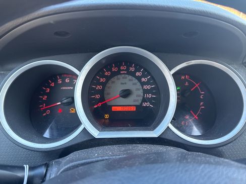 Used 2007 Toyota Tacoma Base image 18