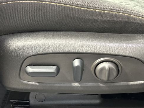 Used 2022 Chevrolet Equinox LT FWD image 15
