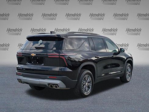 Used 2026 Chevrolet Traverse LT AWD/4WD image 10