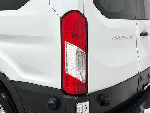 Used 2016 Ford Transit 350 XLT RWD image 35