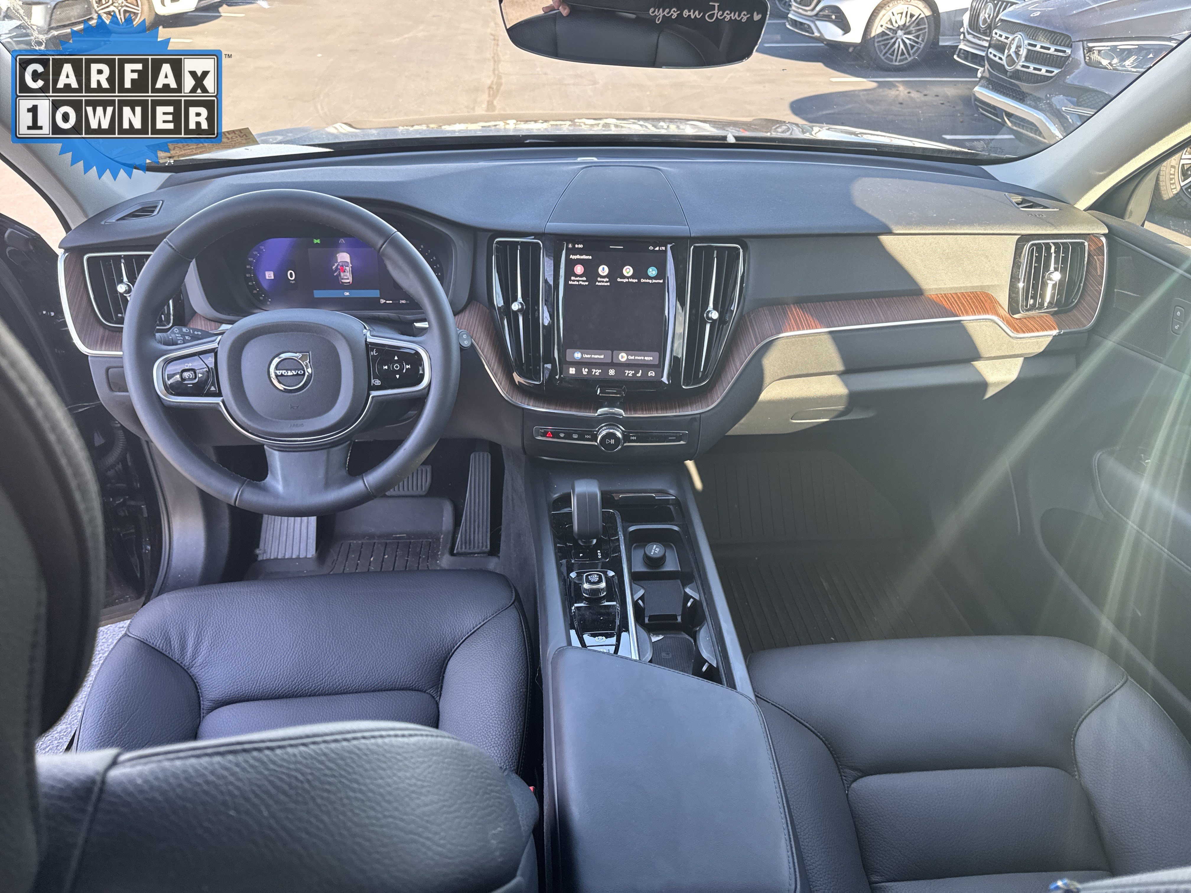 Used 2024 Volvo XC60 B5 Plus w/ Protection Package Premier AWD/4WD image 30