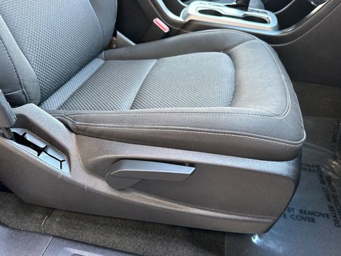 Certified 2017 Chevrolet Colorado LT w/ LT Convenience Package image 22