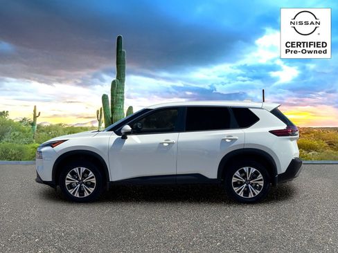 Certified 2023 Nissan Rogue SV FWD image 3