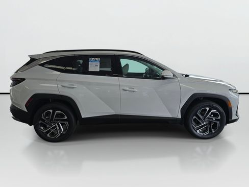 New 2026 Hyundai Tucson Limited AWD/4WD image 2