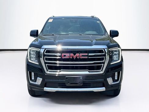 Used 2023 GMC Yukon XL SLT w/ SLT Luxury Package AWD/4WD image 2