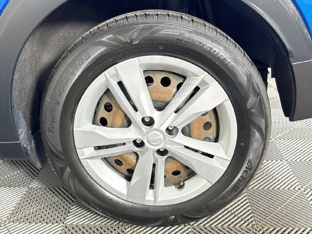 Used 2022 Nissan Kicks S FWD image 38