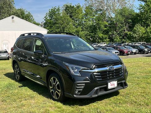 Certified 2023 Subaru Ascent Limited AWD/4WD image 3