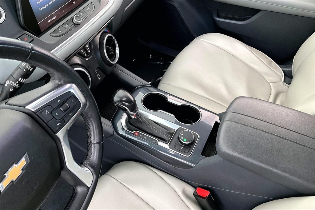 Used 2020 Chevrolet Blazer LT FWD image 17