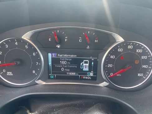 Used 2017 GMC Acadia SLT FWD image 19
