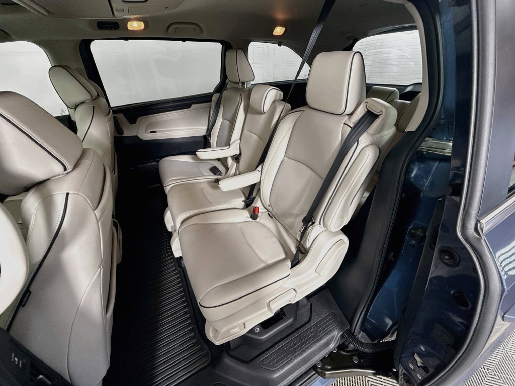 Used 2025 Honda Odyssey Touring image 26