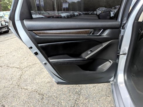 Used 2018 Honda Accord EX-L image 38