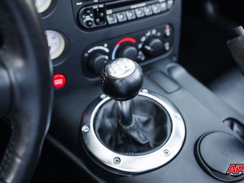 Used 2004 Dodge Viper SRT-10 RWD image 12