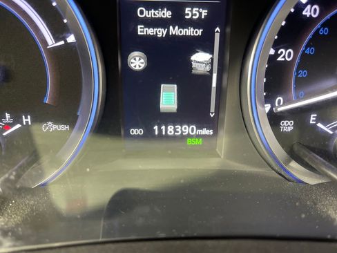 Certified 2017 Toyota Highlander XLE image 19