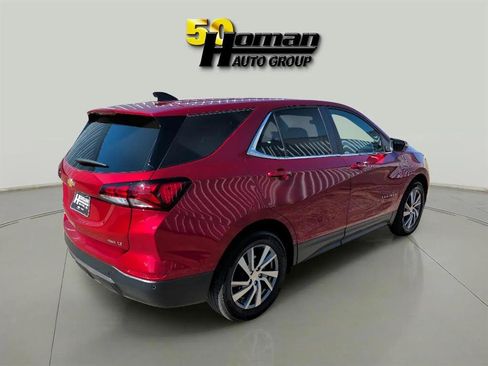 Used 2023 Chevrolet Equinox LT image 5