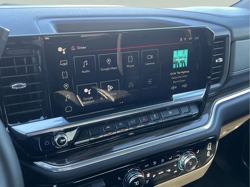 New 2025 GMC Sierra 1500 Elevation image 12