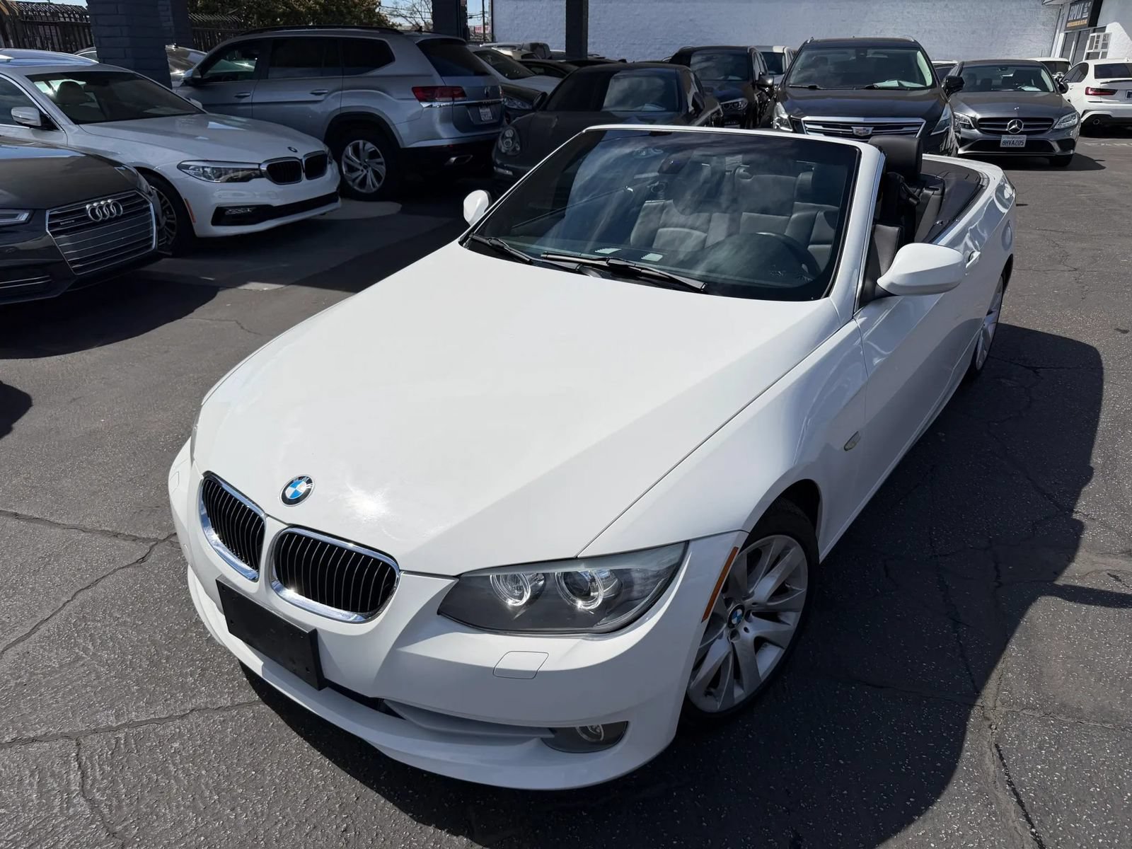 Used 2013 BMW 328i Convertible RWD image 4