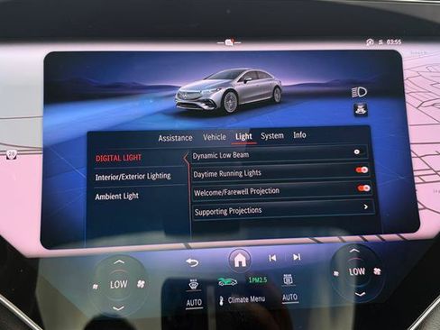 Used 2023 Mercedes-Benz EQS 580 4MATIC Sedan image 32