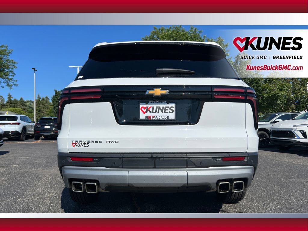Used 2025 Chevrolet Traverse LT AWD/4WD image 18