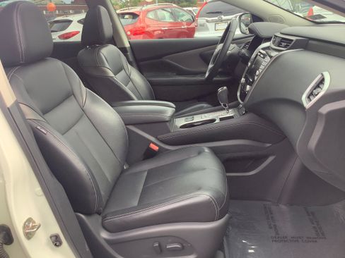Used 2020 Nissan Murano SL w/ Moonroof Package AWD/4WD image 17