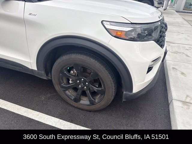 Used 2022 Ford Explorer ST-Line w/ Class IV Trailer Tow Package AWD/4WD image 3