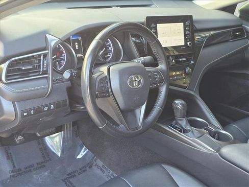 Certified 2021 Toyota Camry SE FWD image 9