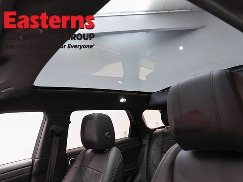 Used 2021 Land Rover Range Rover Evoque R-Dynamic S AWD/4WD image 32