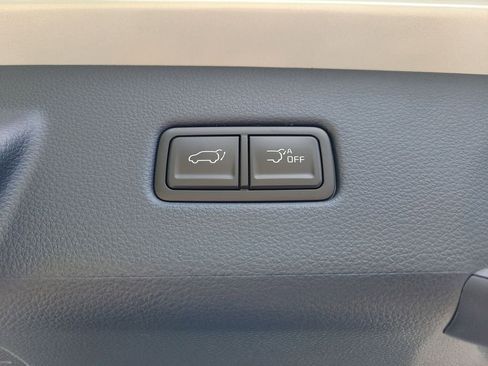 New 2026 Kia Carnival SX FWD image 15