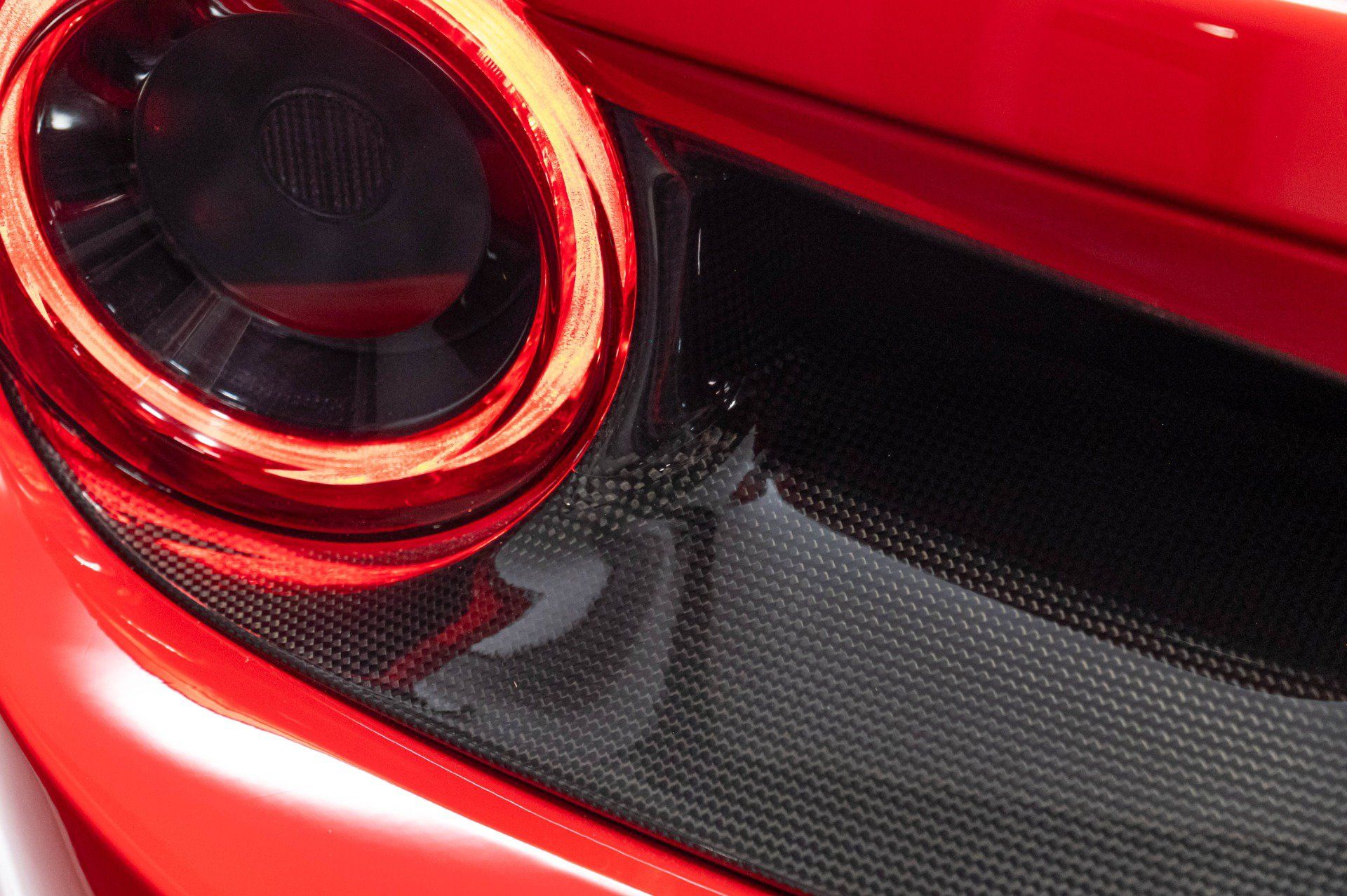 Used 2018 Ferrari 488 Spider RWD image 59