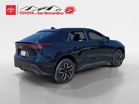 Certified 2026 Toyota bZ FWD image 5