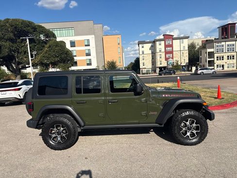 Used 2020 Jeep Wrangler Unlimited Rubicon AWD/4WD image 6