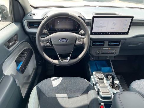 New 2025 Ford Maverick XLT w/ XLT Luxury Package image 17