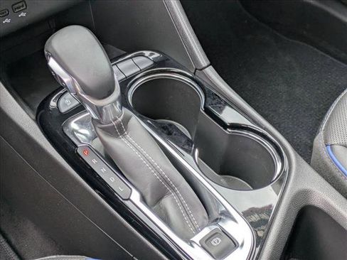 Used 2025 Buick Encore GX Sport Touring FWD image 12