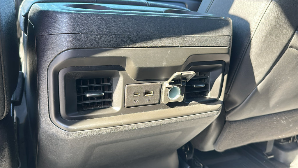 Used 2021 Chevrolet Silverado 1500 LT Trail Boss w/ Convenience Package II AWD/4WD image 30