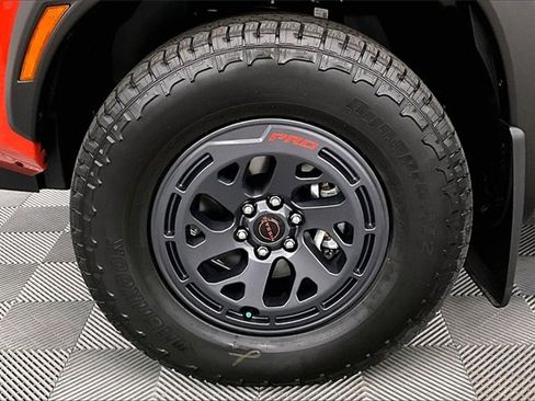 New 2025 Nissan Frontier PRO-4X image 11
