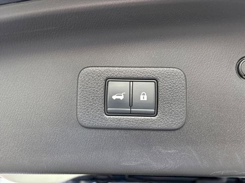 Certified 2024 Nissan Armada SL w/ Captain's Chairs Package image 25